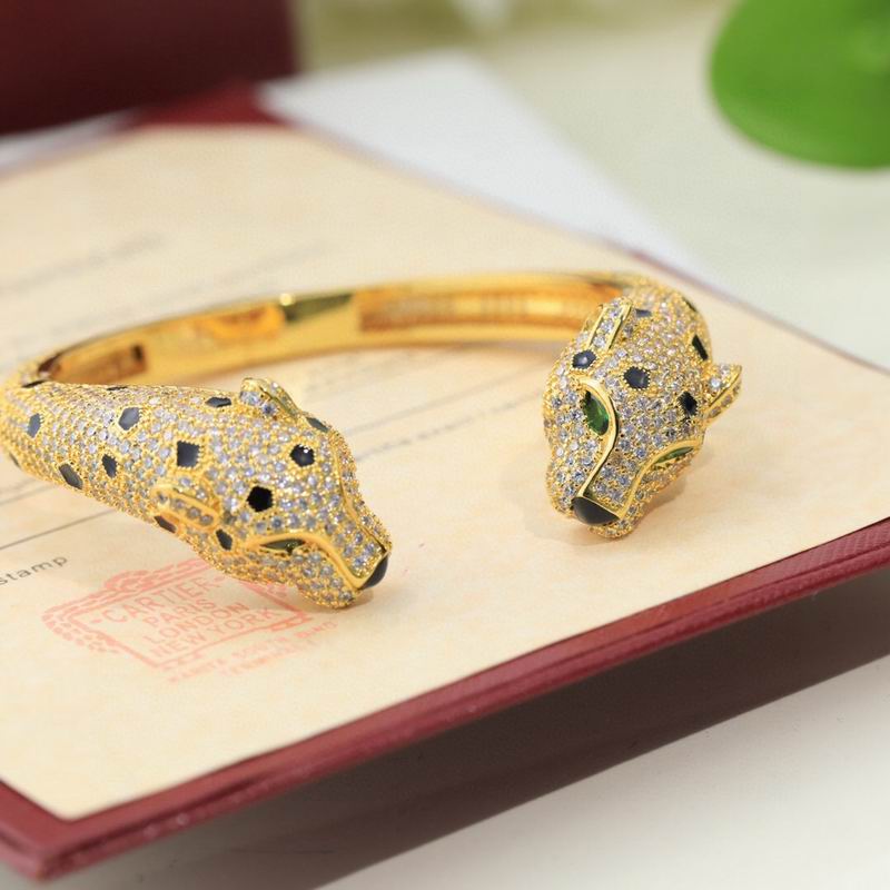 Cartier Bracelet ID:20261020-97